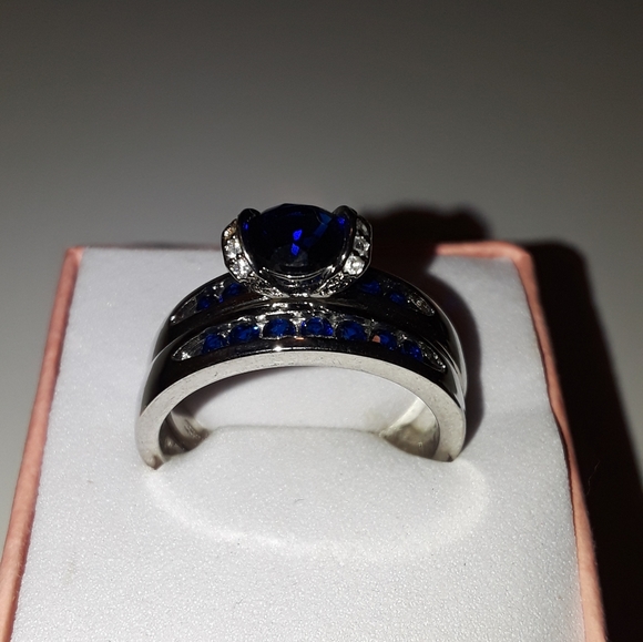 Sterling silver wedding ring set size 9 - Picture 2 of 5